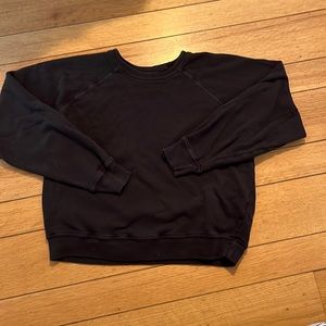 The Great black shrunken sweatshirt size 2